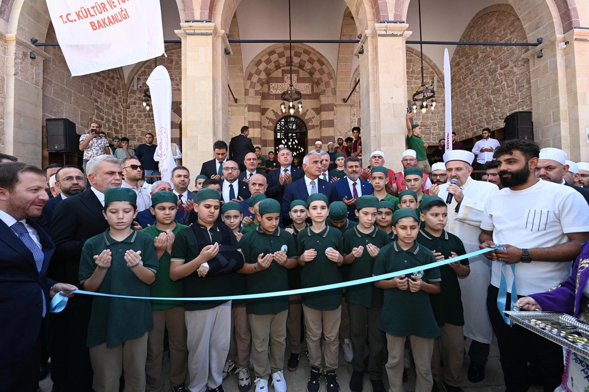 Asırlık 5 Camii Restorasyonun Ardından Yeniden İbadete A&ccedil;ıldı!