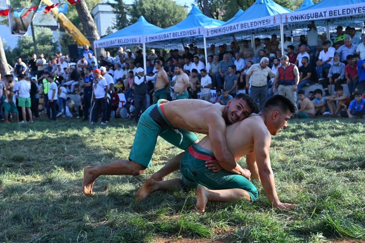 Başpehlivan Muhammet Enes Bandırma oldu!