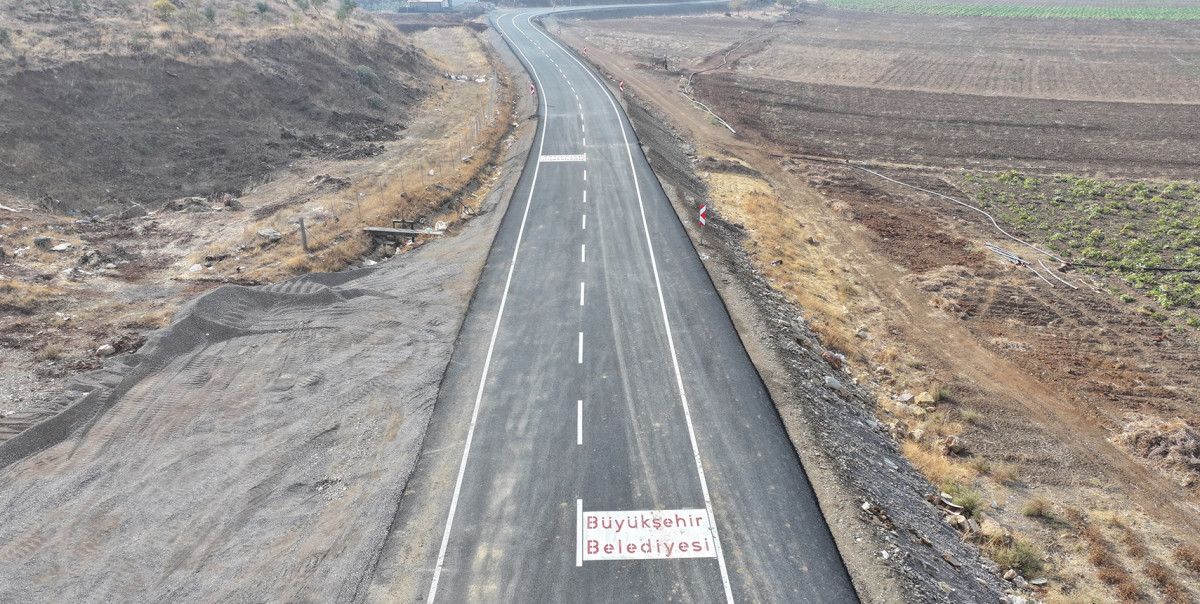 Büyükşehir, Türkoğlu Acil Durum Hastanesi Yolunu Tamamladı!