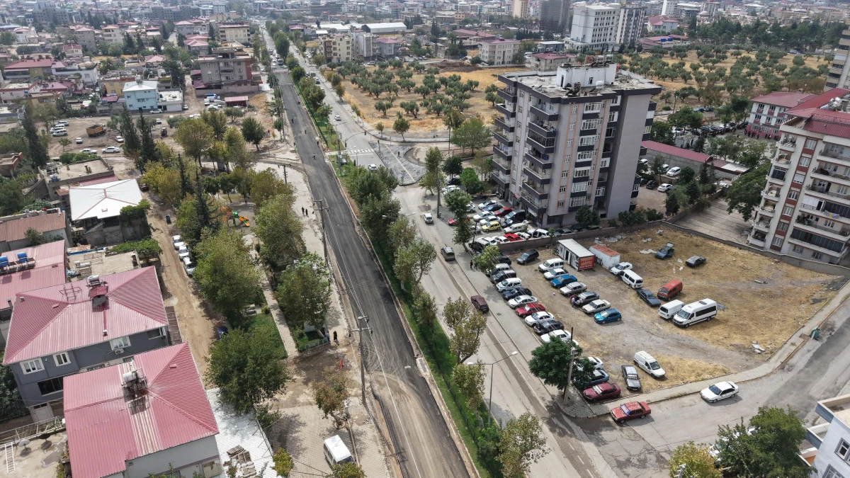 B&uuml;y&uuml;kşehir&rsquo;den Tevfik Kadıoğlu Bulvarı&rsquo;nda Ulaşımı İyileştirecek M&uuml;dahale!