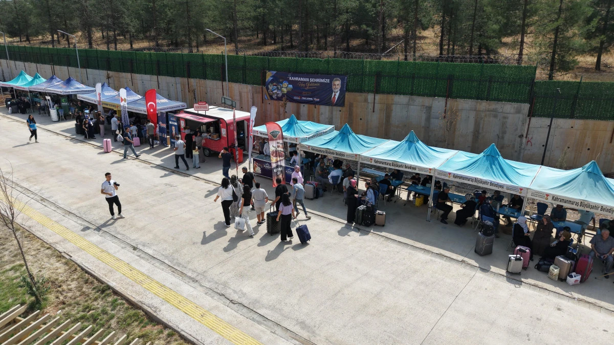 B&uuml;y&uuml;kşehir&rsquo;den &Uuml;niversite &Ouml;ğrencilerine Şehre İlk Adımda Sıcak Karşılama!