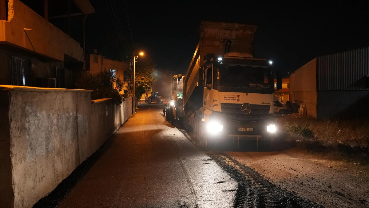 B&uuml;y&uuml;kşehir&rsquo;den Yeni Haftada 26 Farklı Noktada Asfalt Mesaisi!