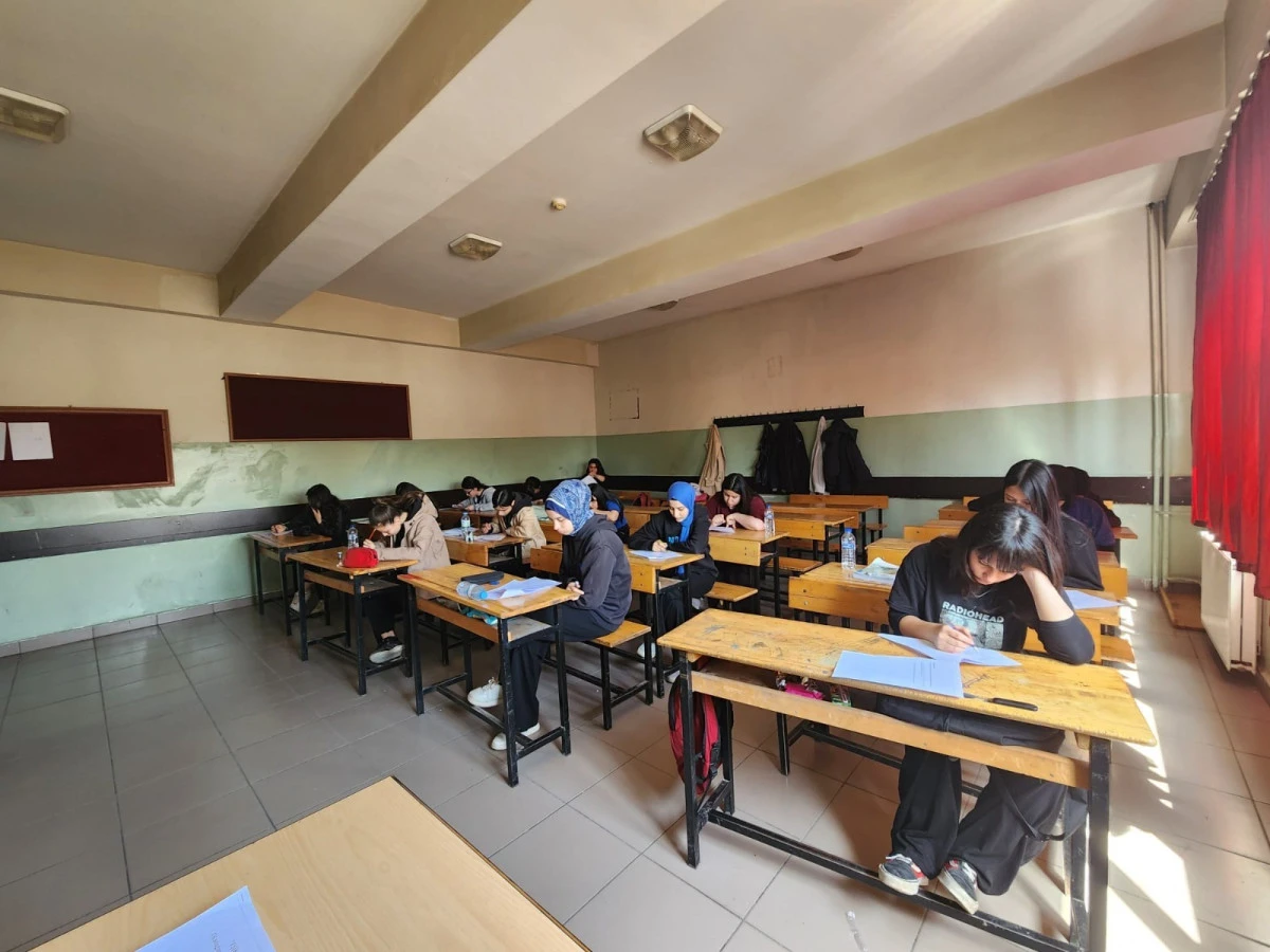 Eşik Projesi&rsquo;nde Okuduğunu Anlama Yarışmasının Okul Finalleri Tamamlandı!