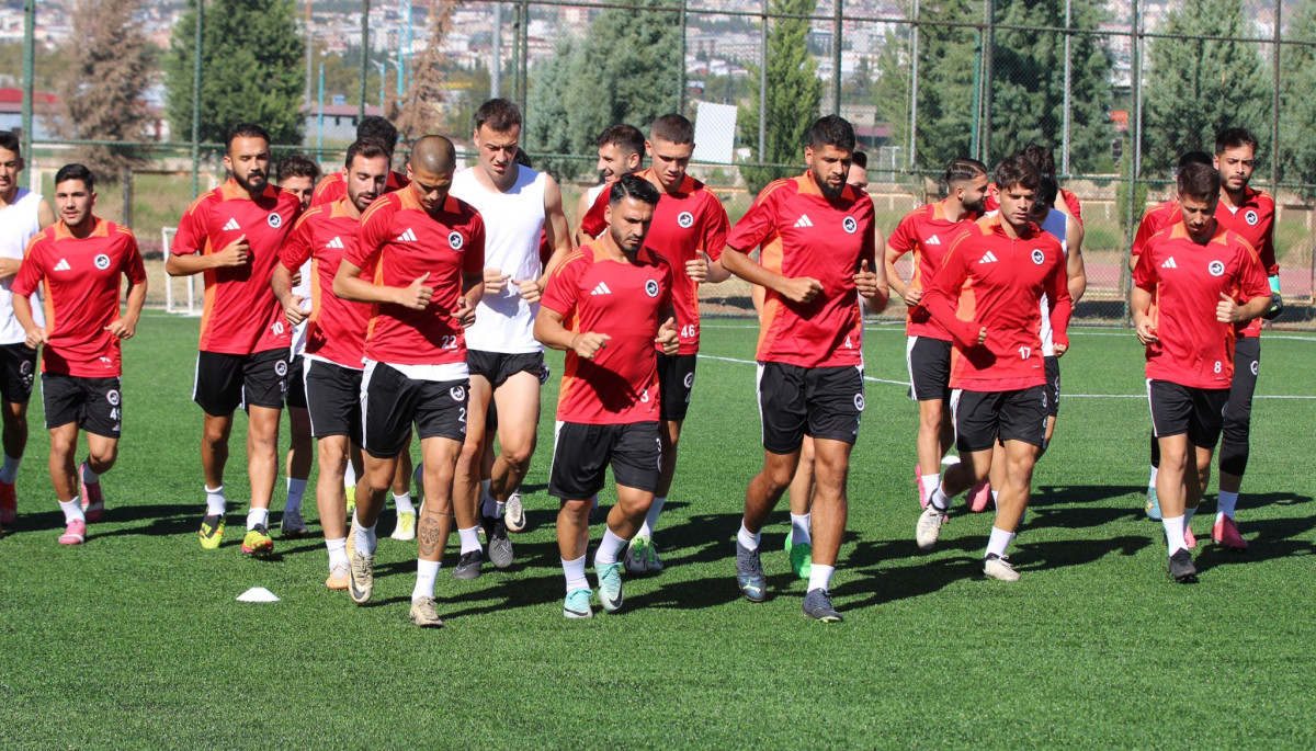 İstiklalspor Sebat maçı hazırlıklarını tamamladı!