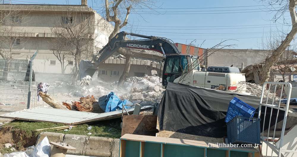 Naci G&ouml;r&uuml;r bu kez İzmir i&ccedil;in uyardı!