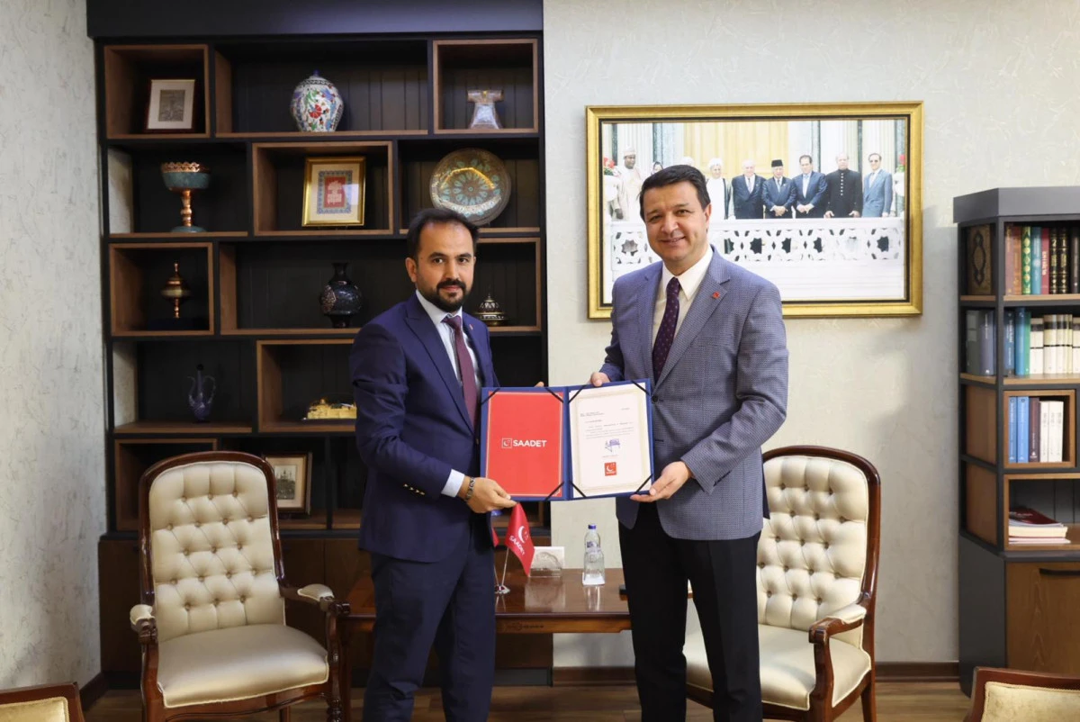 Saadet Partisi Kahramanmaraş&rsquo;ta Bayrak Değişimi!