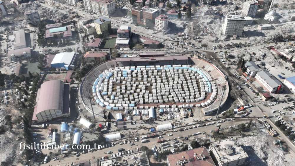 Uşak&rsquo;a gitmek isteyen esnafa bir yıl bedelsiz iş yeri verilecek!