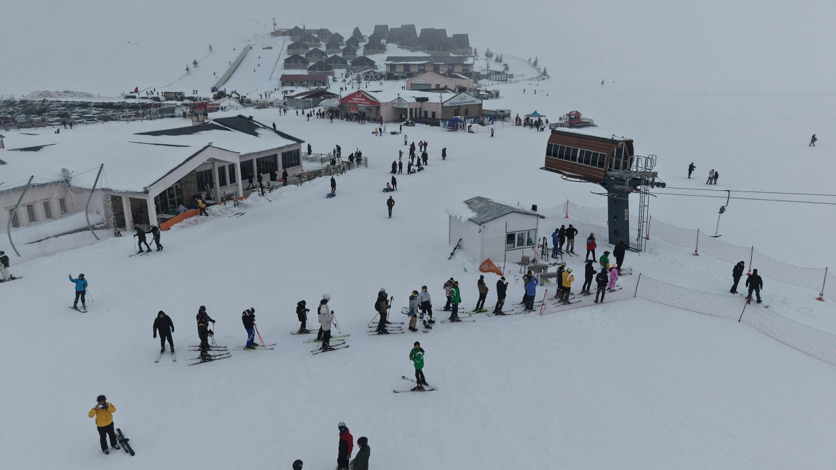 Yedikuyular, Hafta Sonu Binlerce Ziyaret&ccedil;iyi Ağırladı!